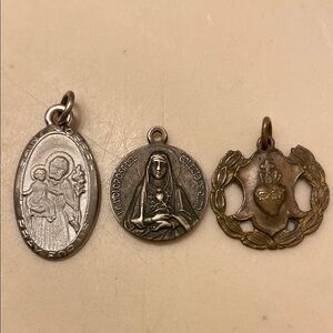 Vintage Religious Medals Set